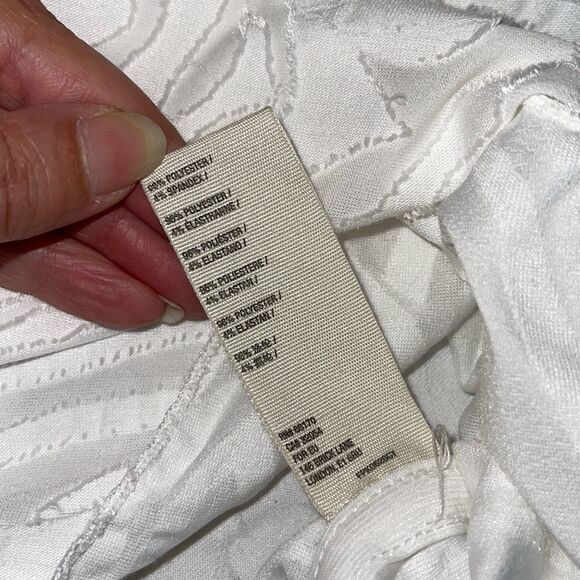 Free People Womens Can't Stop Dreaming Oversized Button Down Top White XS NWT - Picture 6 of 8